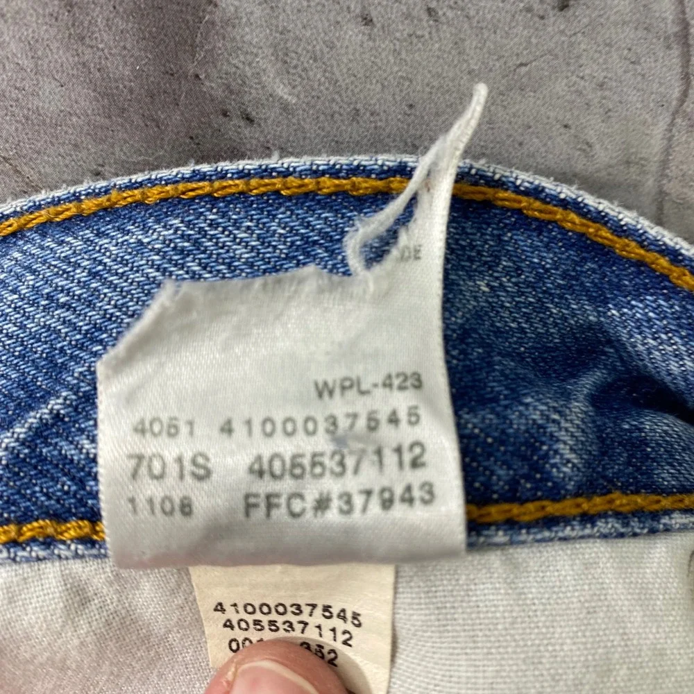 Levi's 550 Vintage Relaxed‎ Fit Jeans Distressed Fringe Blue Denim Men's W34 L32